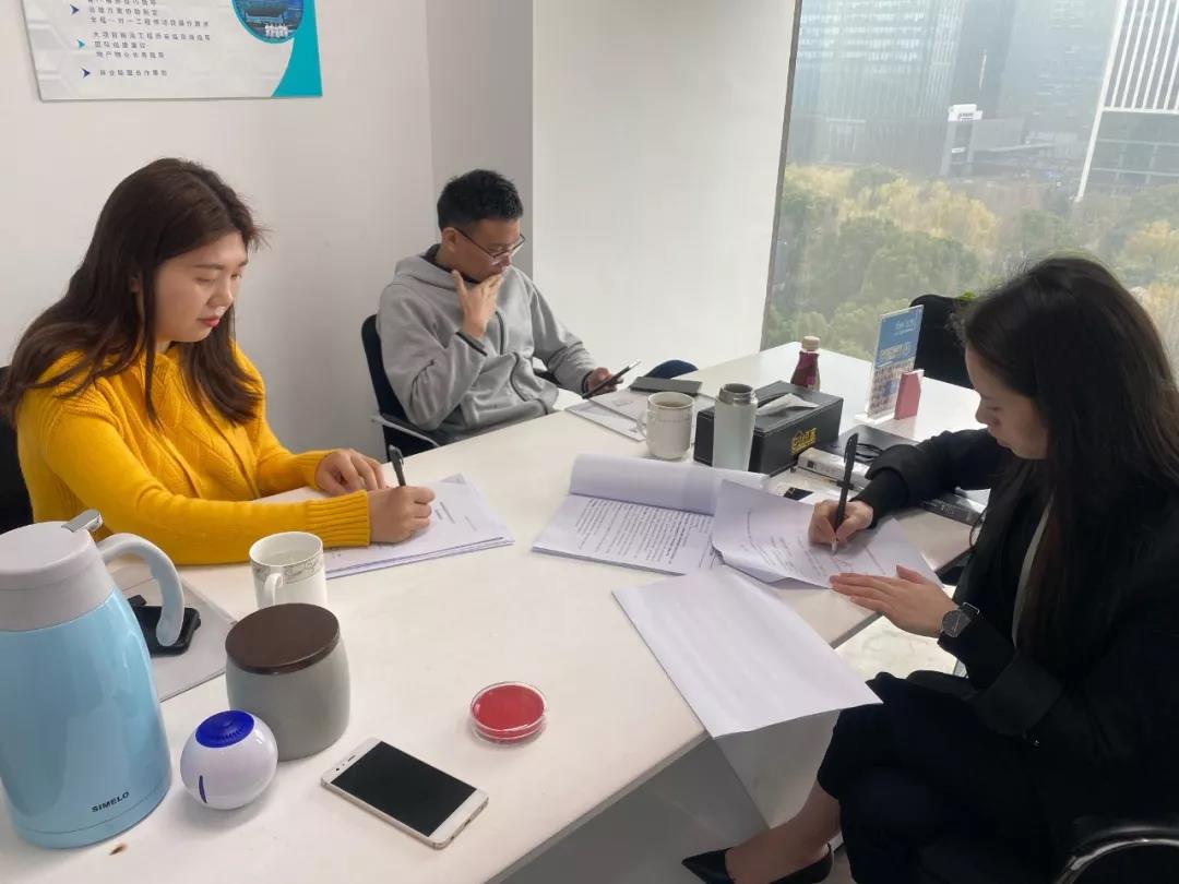 熱烈祝賀陳總簽約創(chuàng)綠家廣東省深圳市區(qū)級(jí)代理!